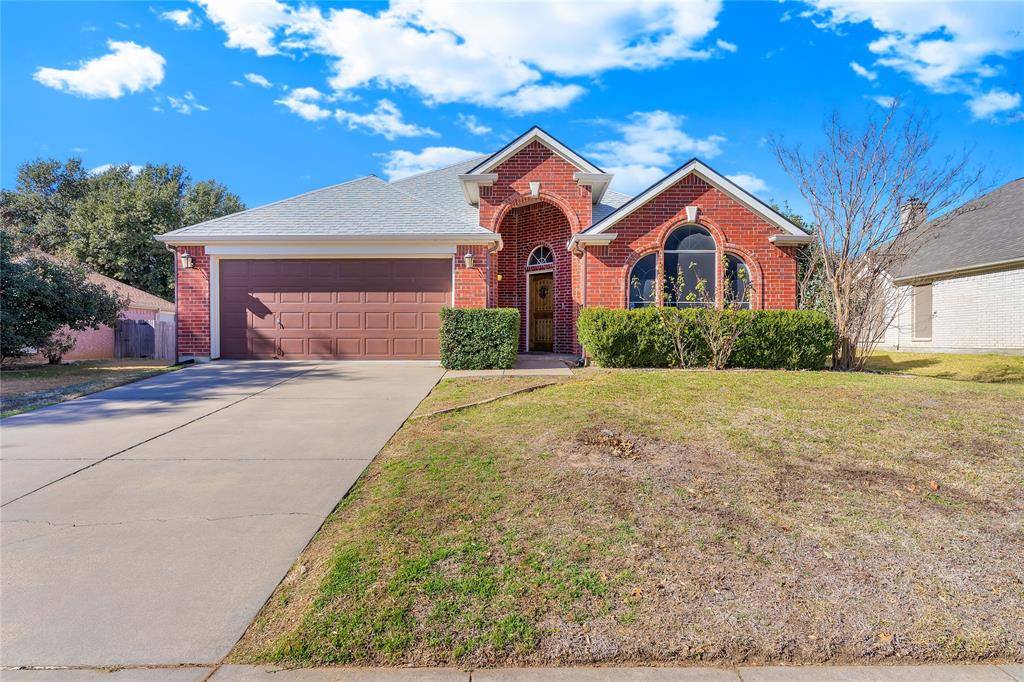 Burleson, TX 76028,2536 Briarcrest Drive