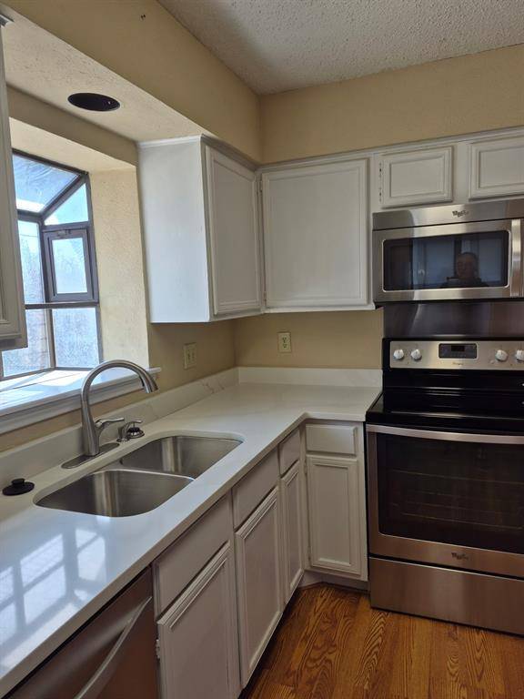 Dallas, TX 75248,15151 Berry Trail #106