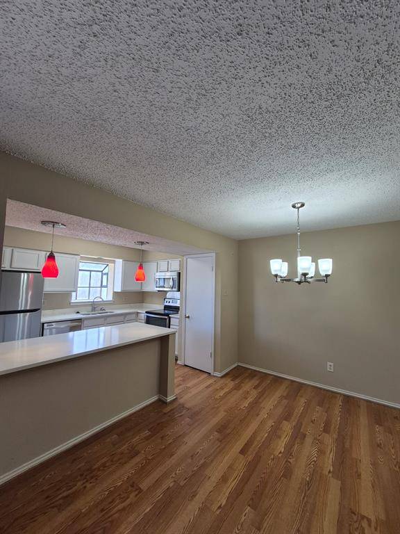 Dallas, TX 75248,15151 Berry Trail #106