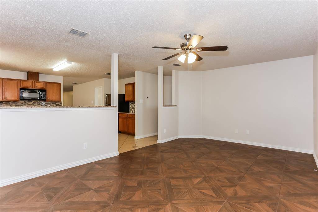 Denton, TX 76210,2109 Doecrest Drive