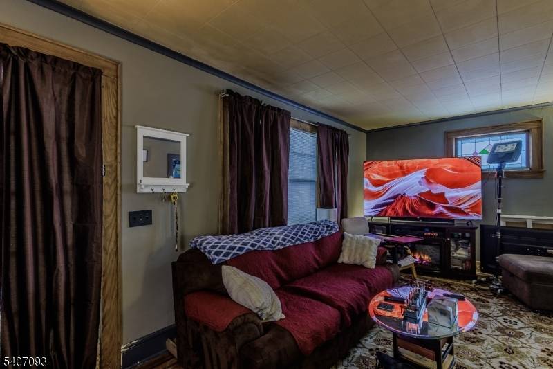 Rahway City, NJ 07065,588 Harrison St