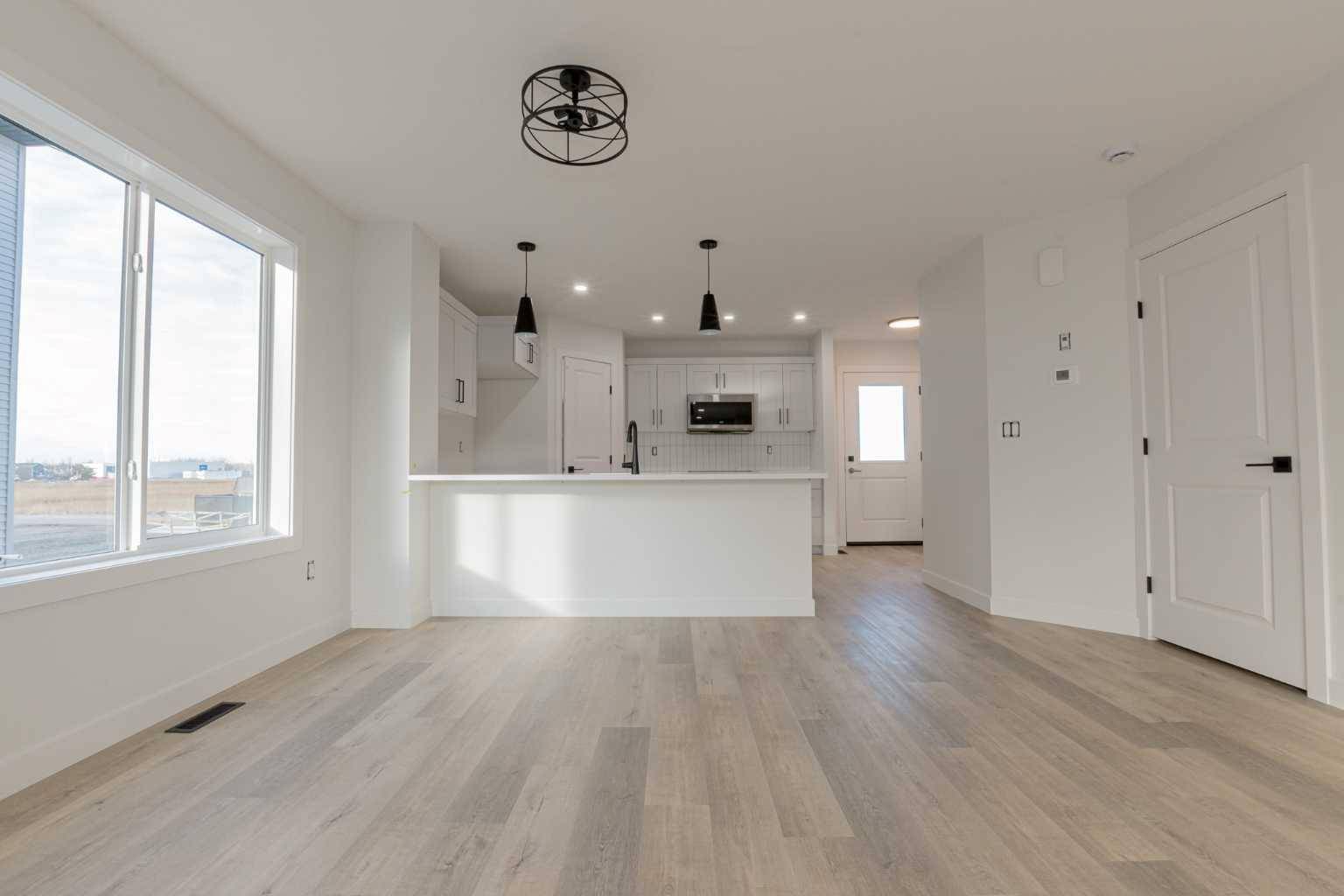 Grande Prairie, AB T8X 0N9,8562 72 AVE