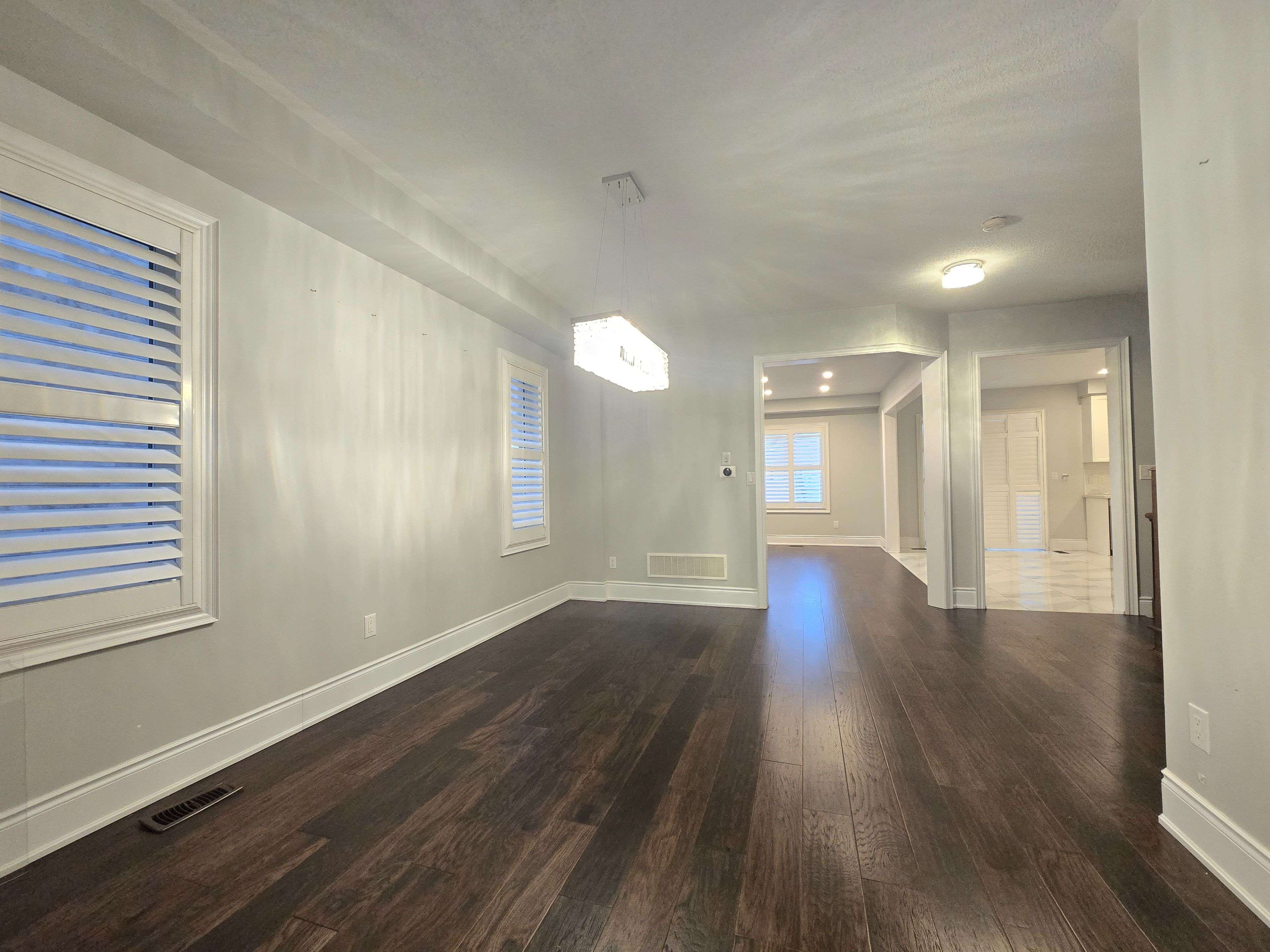 Mississauga, ON L5M 0B7,3169 Goretti PL #Upper