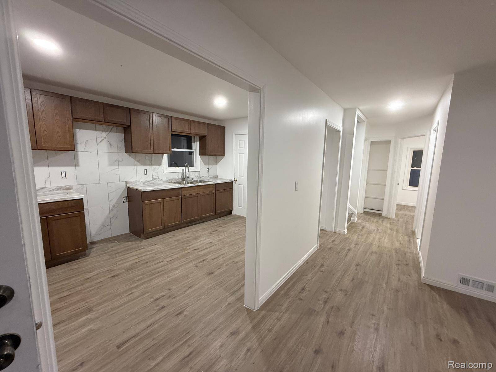 Detroit, MI 48228,7805 Faust AVE