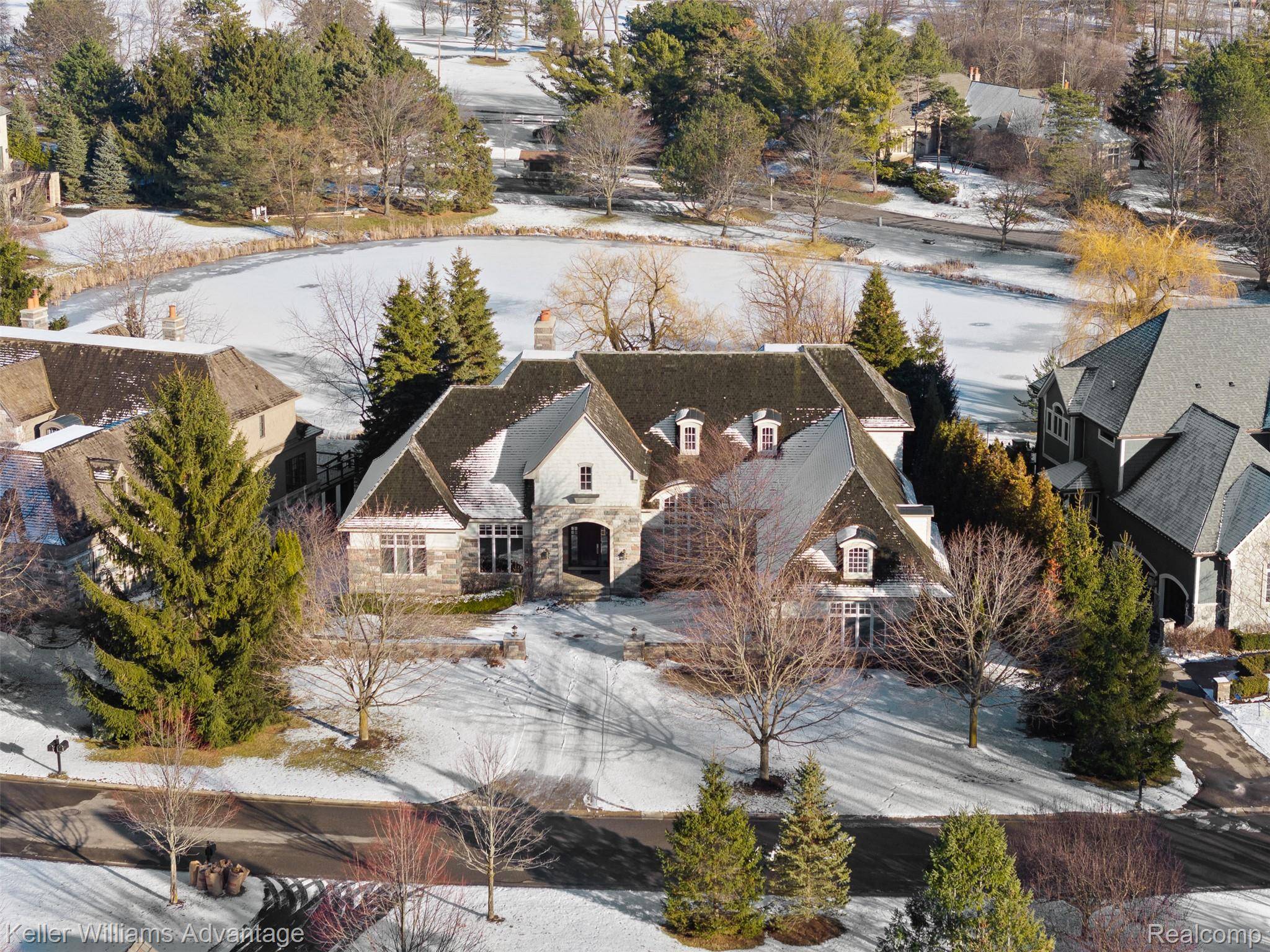 Bloomfield Hills, MI 48302,2951 Turtle Pond CT