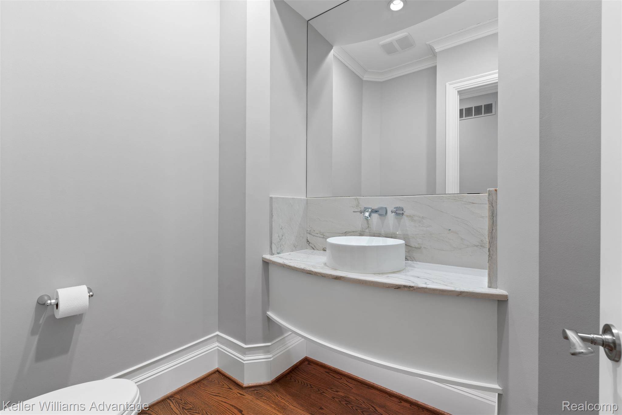 Bloomfield Hills, MI 48302,2951 Turtle Pond CT