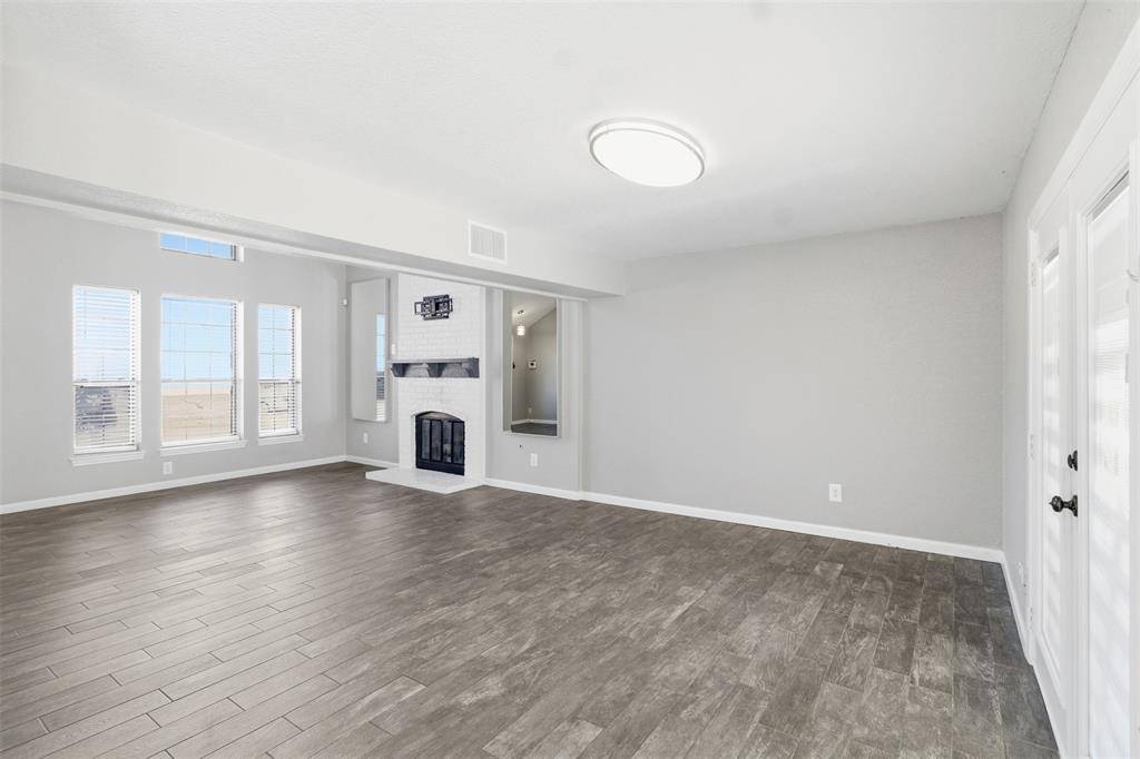 Grand Prairie, TX 75052,331 Hopewell Street