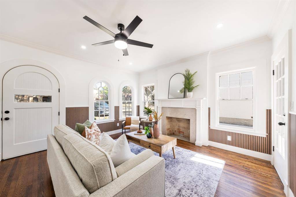 Dallas, TX 75214,713 Ridgeway Street