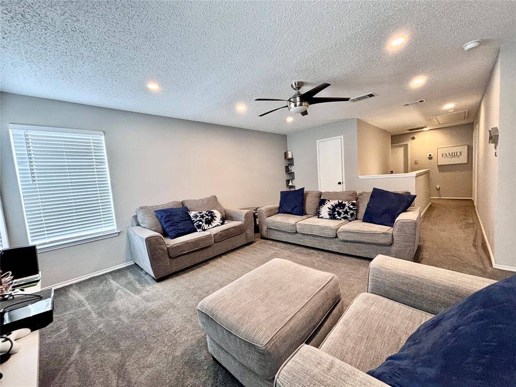 Saginaw, TX 76131,700 Hummingbird Trail