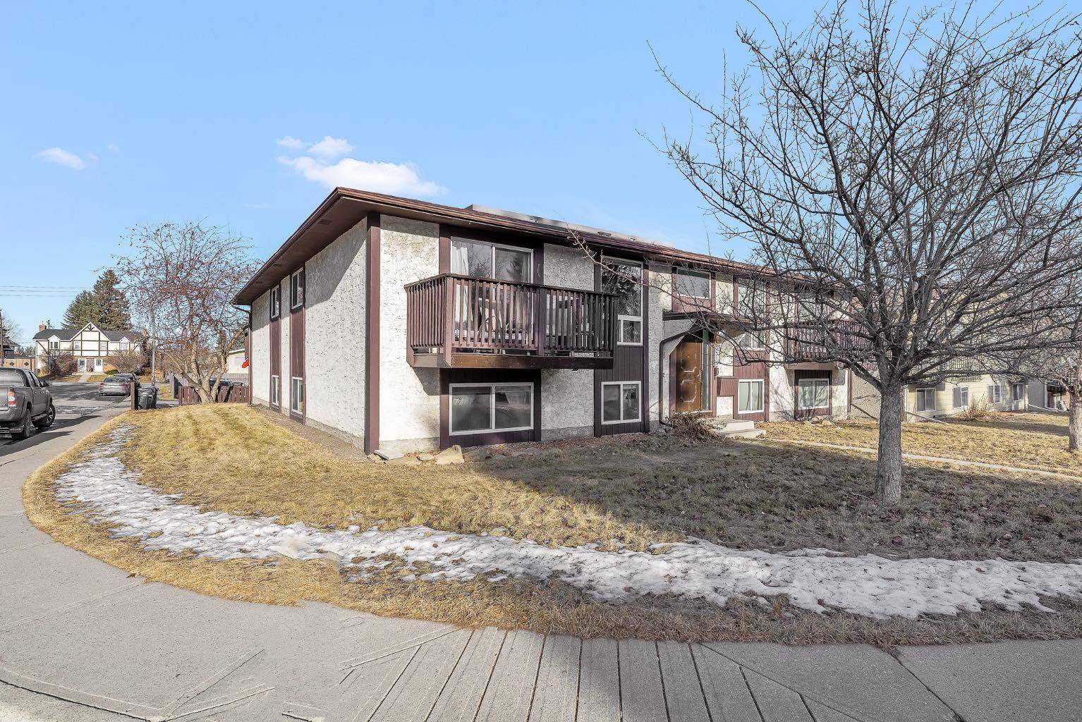 Calgary, AB T2W 2N6,104 Sabrina WAY SW #4