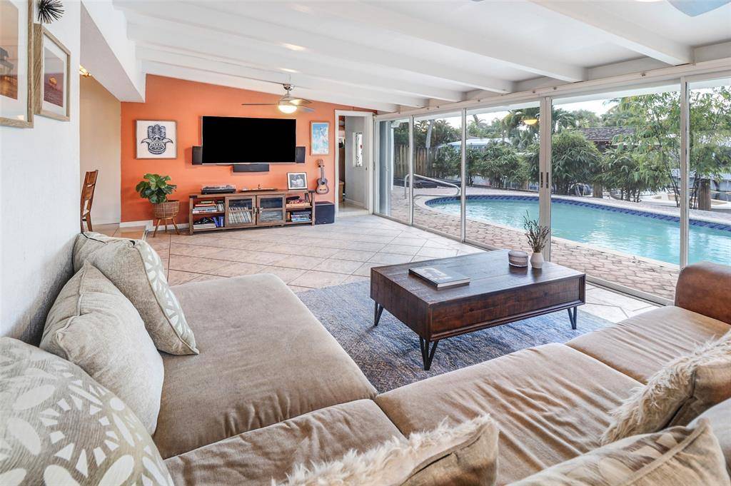 Fort Lauderdale, FL 33312,2625 E Gulfstream Ln