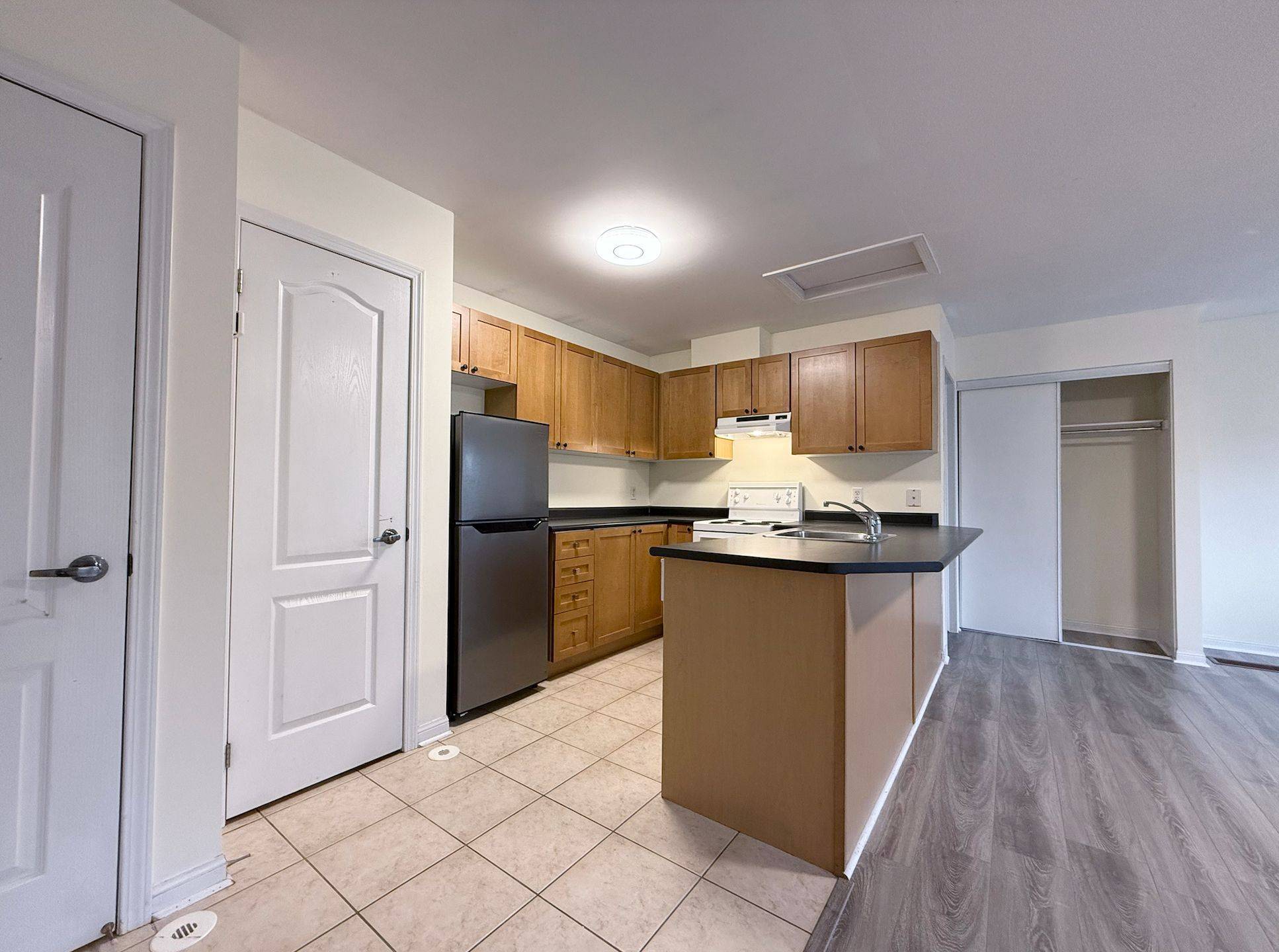 Markham, ON L6B 1L9,25 Rocking Horse ST #Coach