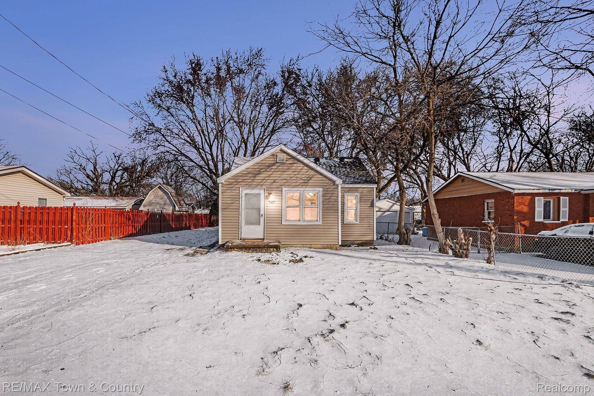 Flint, MI 48504,3432 Concord ST