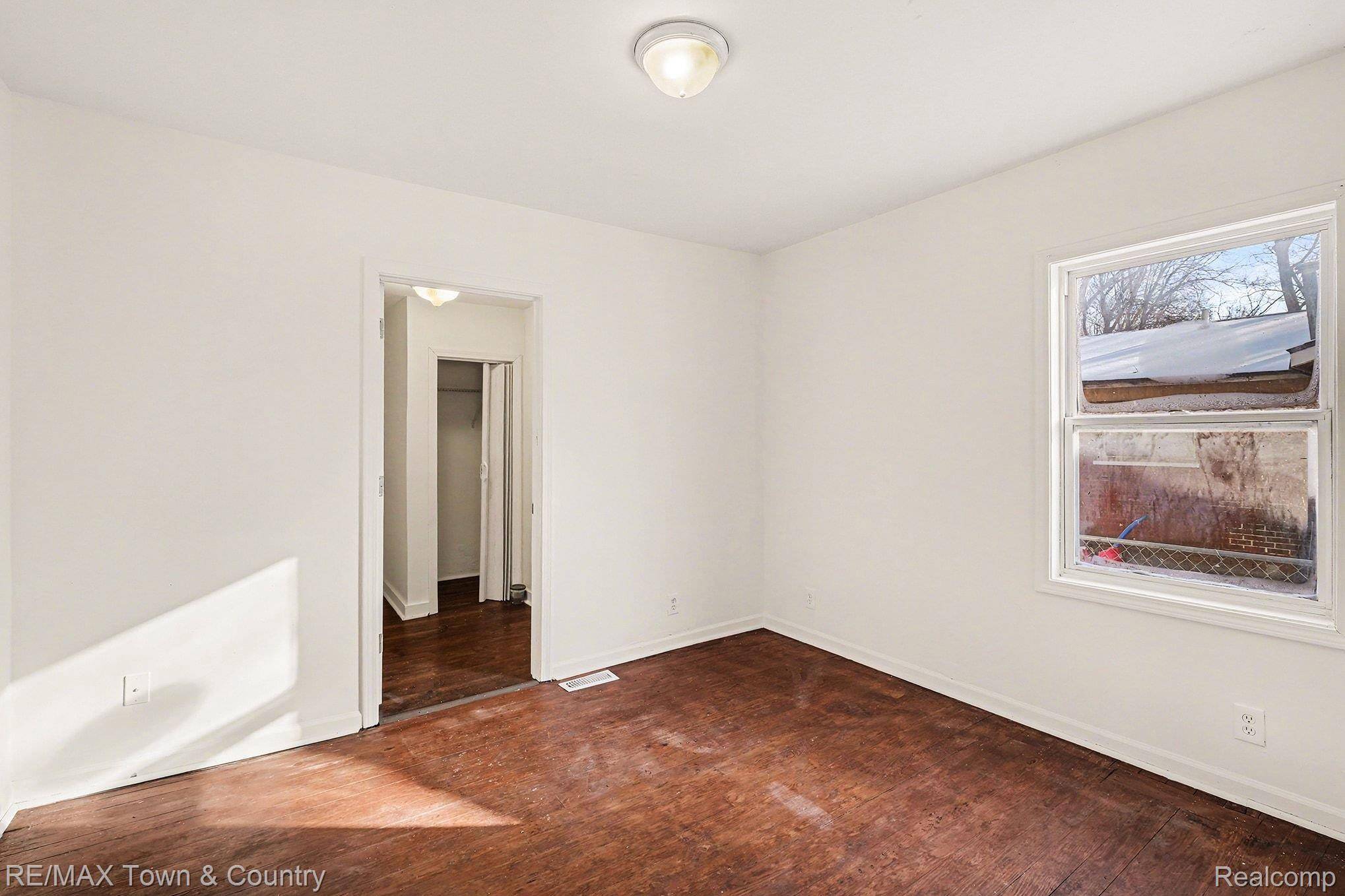 Flint, MI 48504,3432 Concord ST