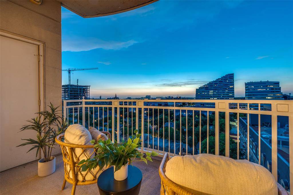 Dallas, TX 75219,3225 Turtle Creek Boulevard #1234