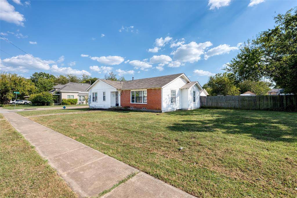 Mckinney, TX 75069,912 Greenville Road