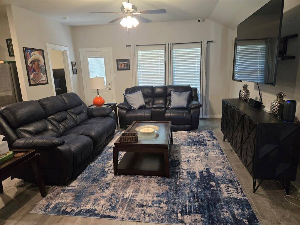 Alvarado, TX 76009,713 Griffith Park Trail