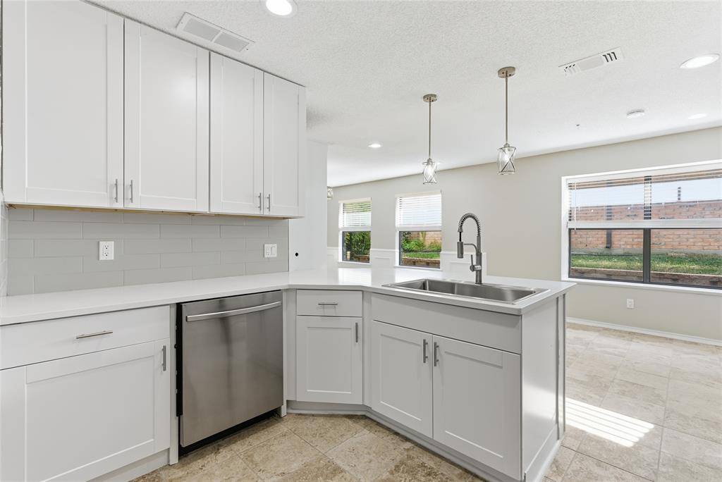 Arlington, TX 76012,2707 Citadel Drive