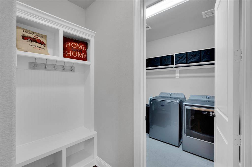 Midlothian, TX 76065,618 Lonesome Dove Drive