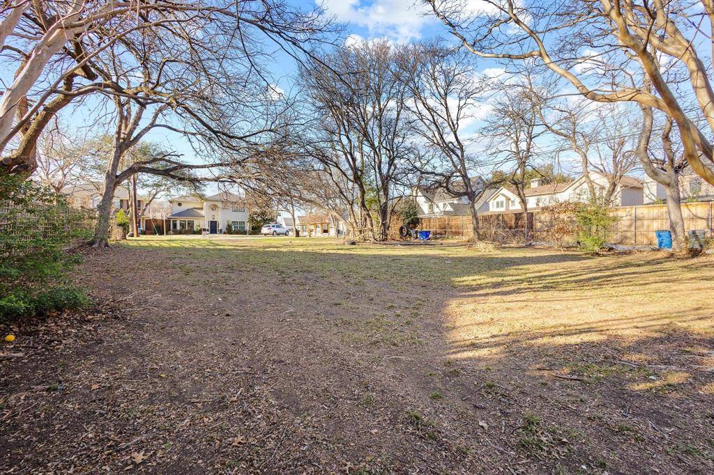 Dallas, TX 75238,8058 Eagle Trail