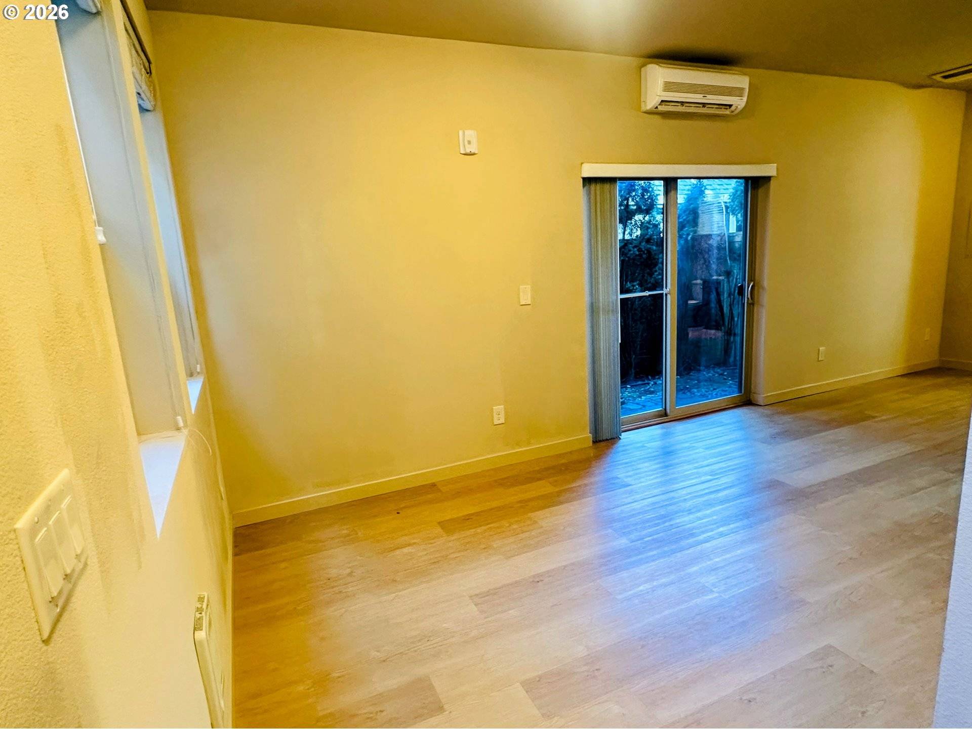 Portland, OR 97206,4315 SE DIVISION ST #C