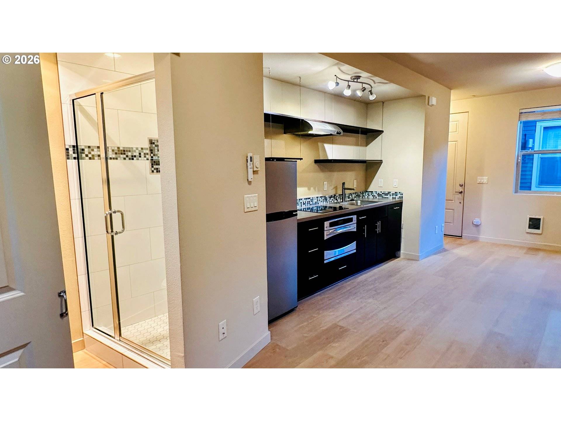 Portland, OR 97206,4315 SE DIVISION ST #C