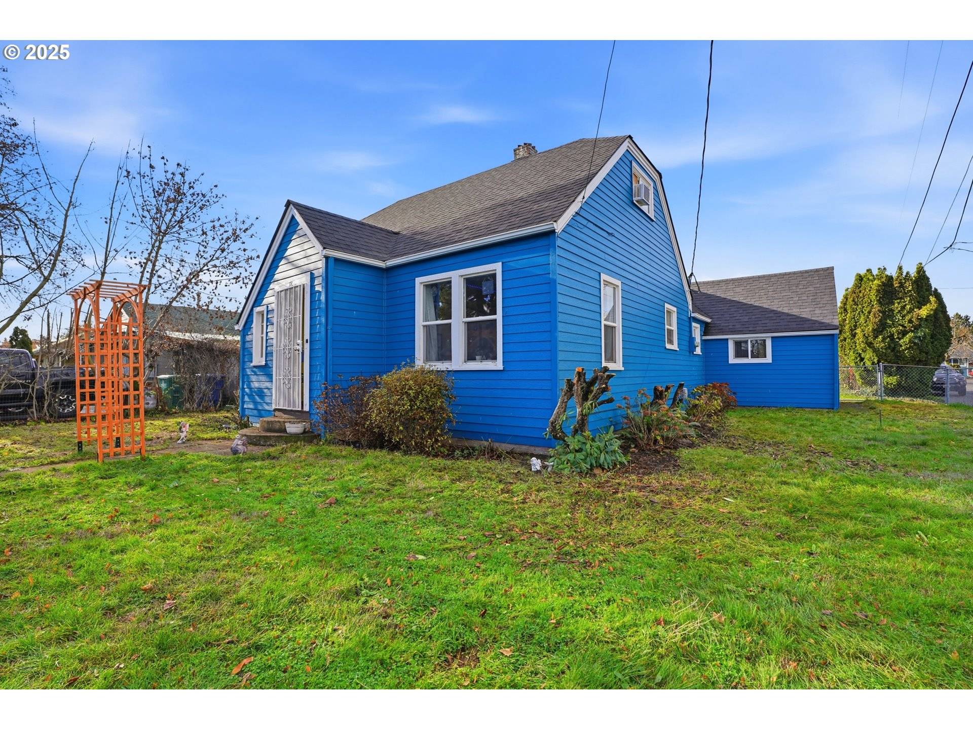 Woodburn, OR 97071,789 HALL ST