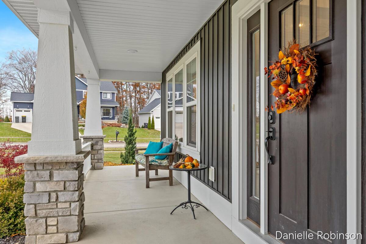 Jenison, MI 49428,3361 Box Elder DR