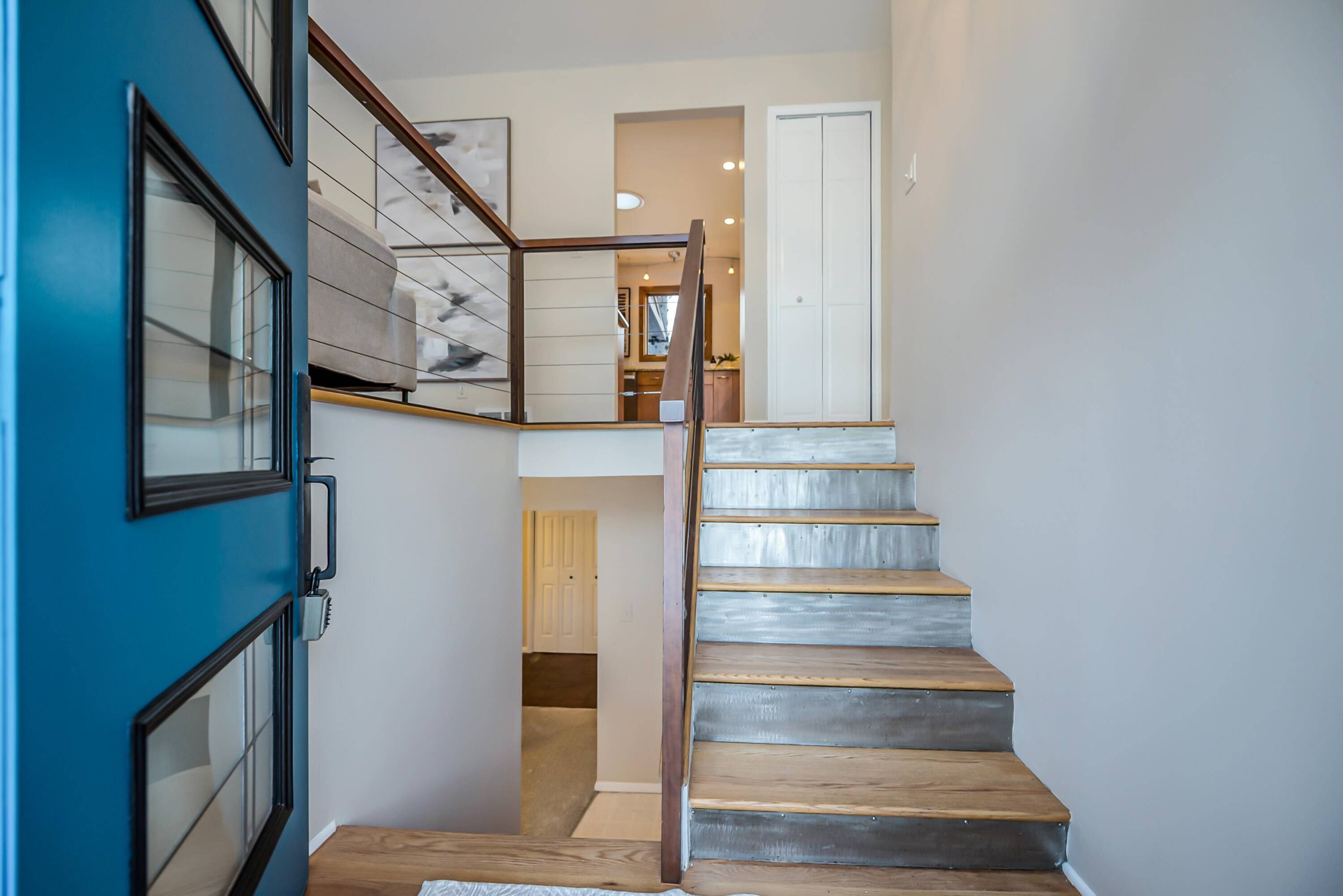 Ann Arbor, MI 48105,448 Hilldale DR