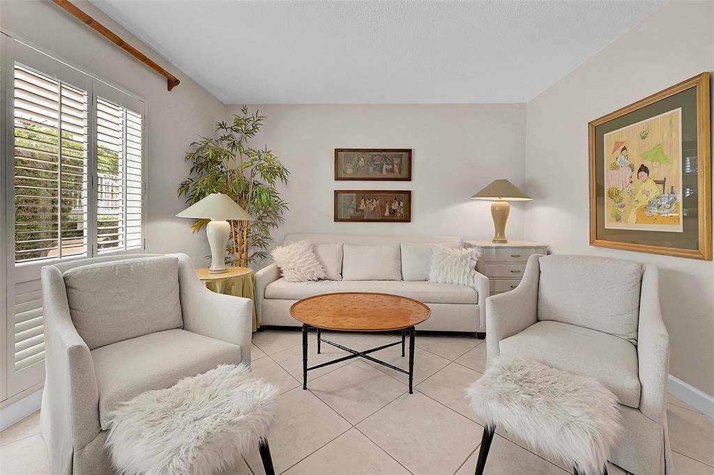 Pompano Beach, FL 33062,3215 SE 10th St #102