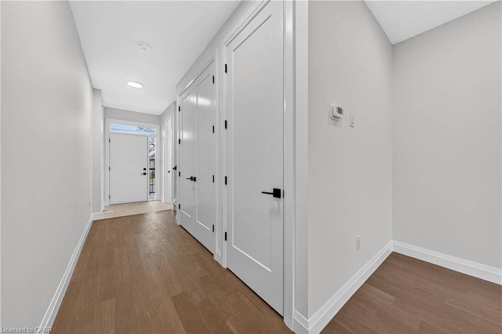 Cambridge, ON N2H 2B4,157 Tiffany ST