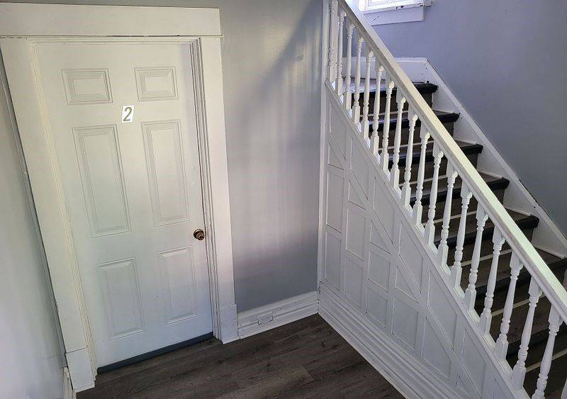 Welland, ON L3B 3B6,221 Hellems AVE #Main