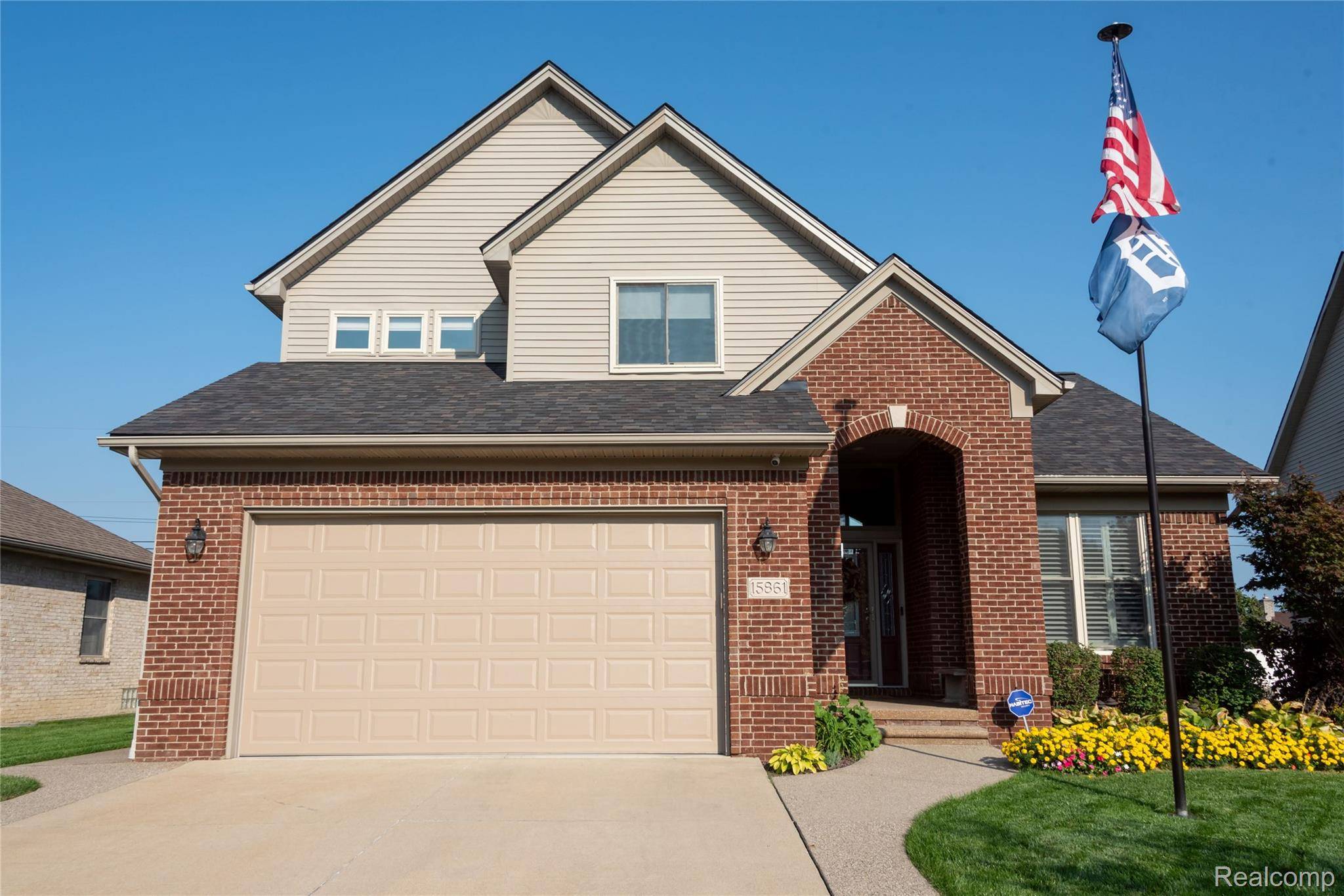 Southgate, MI 48195,15861 Humphrey ST