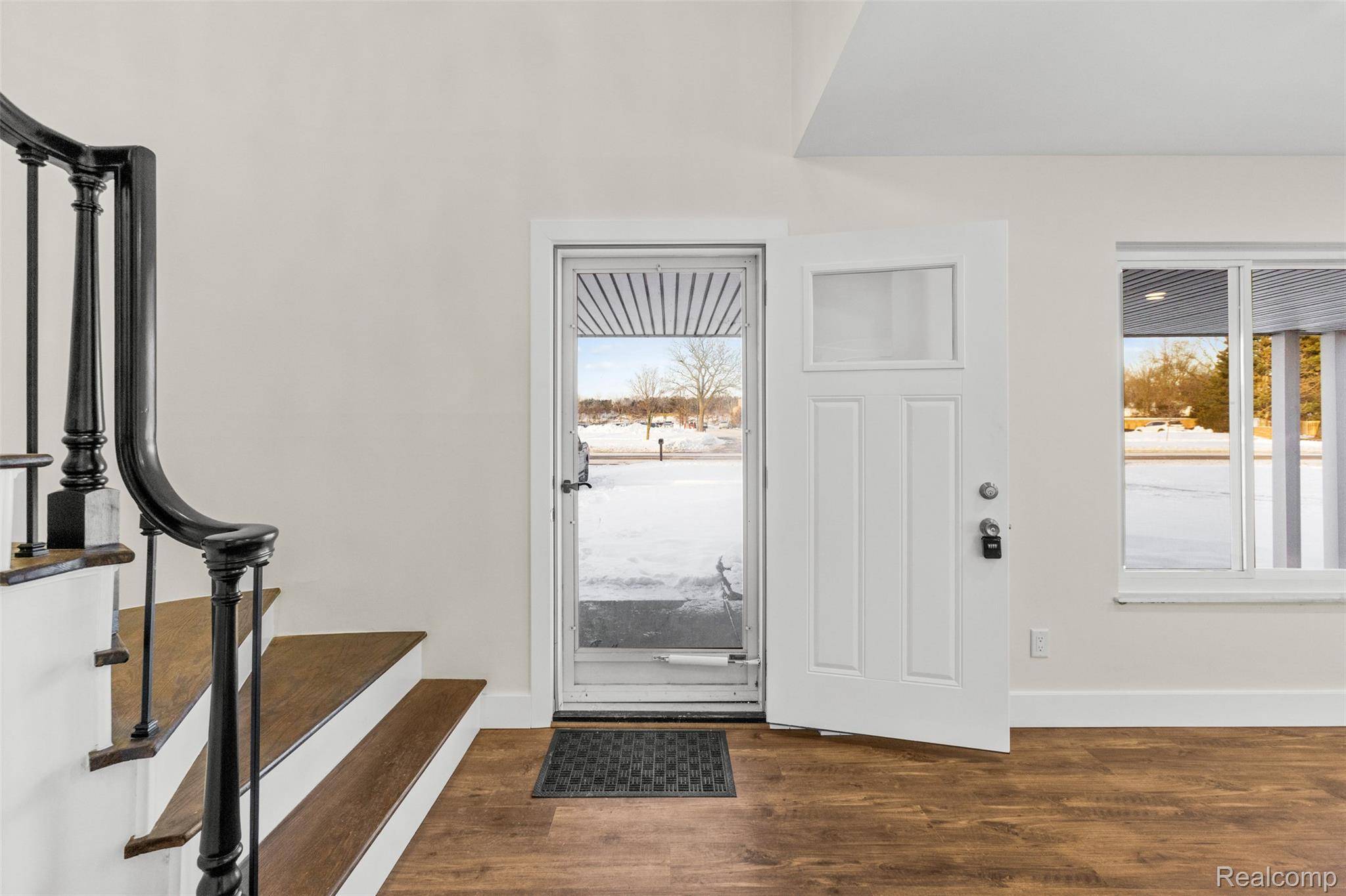 Southfield, MI 48076,17469 W 13 Mile RD