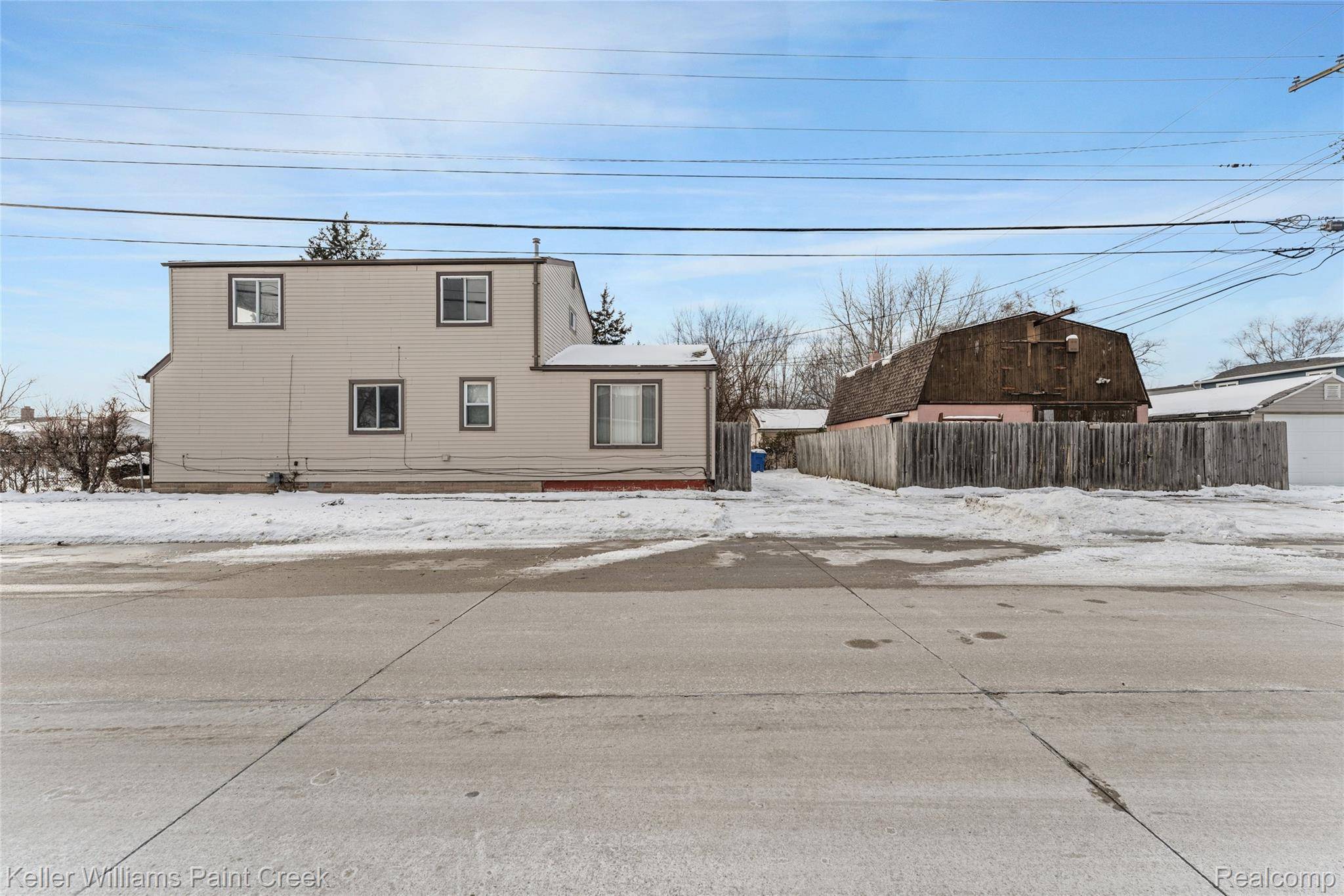 Warren, MI 48089,8523 Republic AVE