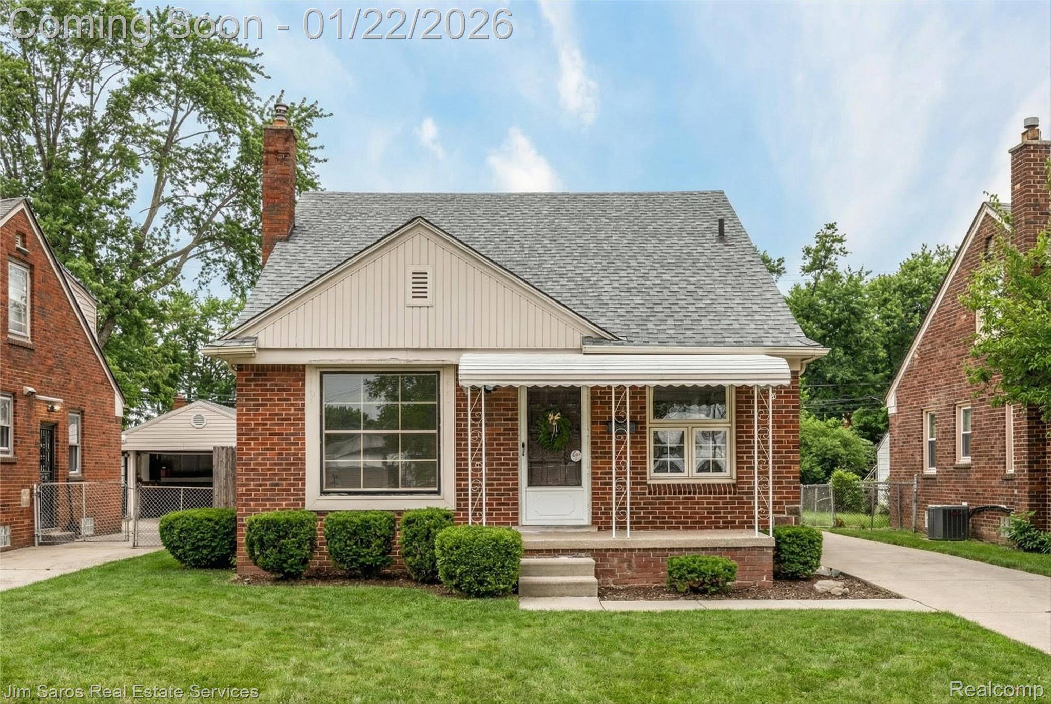 Harper Woods, MI 48225,21741 Bournemouth ST