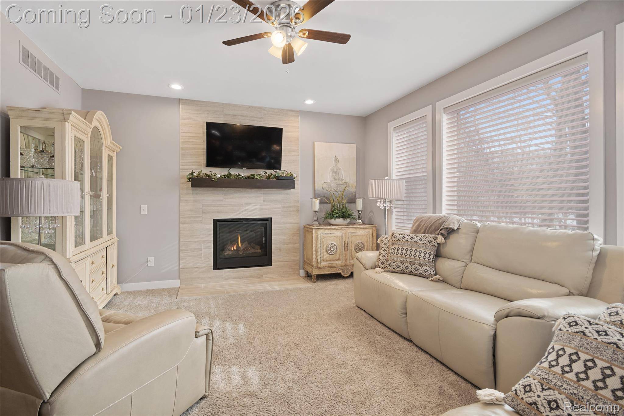 Southfield, MI 48033,24679 Pembrooke DR