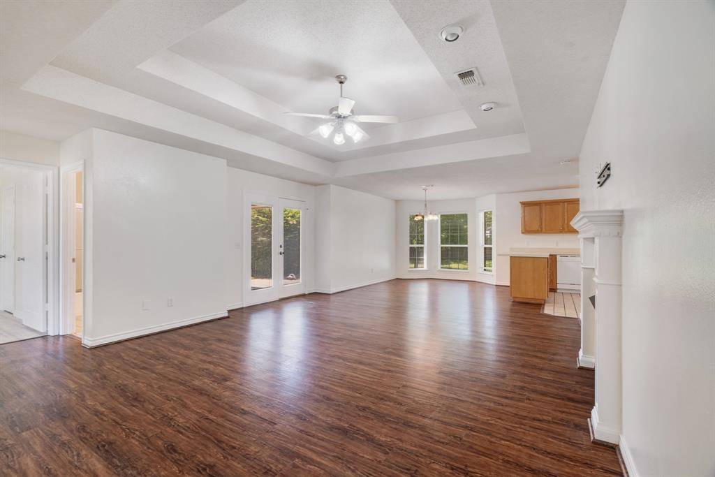 Paris, TX 75462,3750 CASTLEGATE Drive