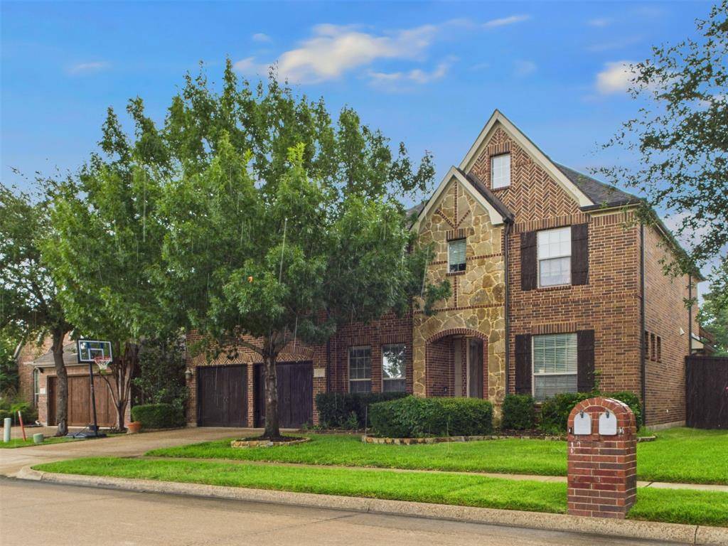 Arlington, TX 76012,2407 Laguna Lane