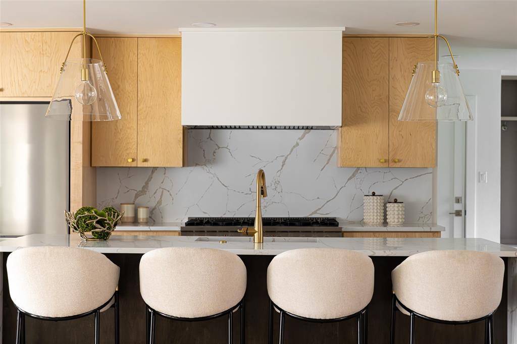 Dallas, TX 75244,4408 Thunder Road