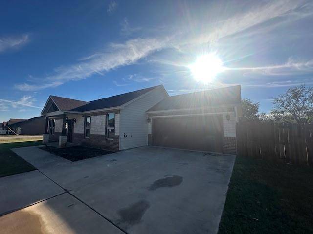 Granbury, TX 76048,2405 Creek Drive