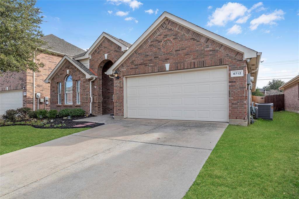 Fort Worth, TX 76244,4712 Daisy Leaf Drive