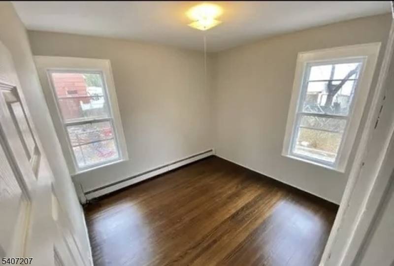 Clifton City, NJ 07011,9 Harrison Pl