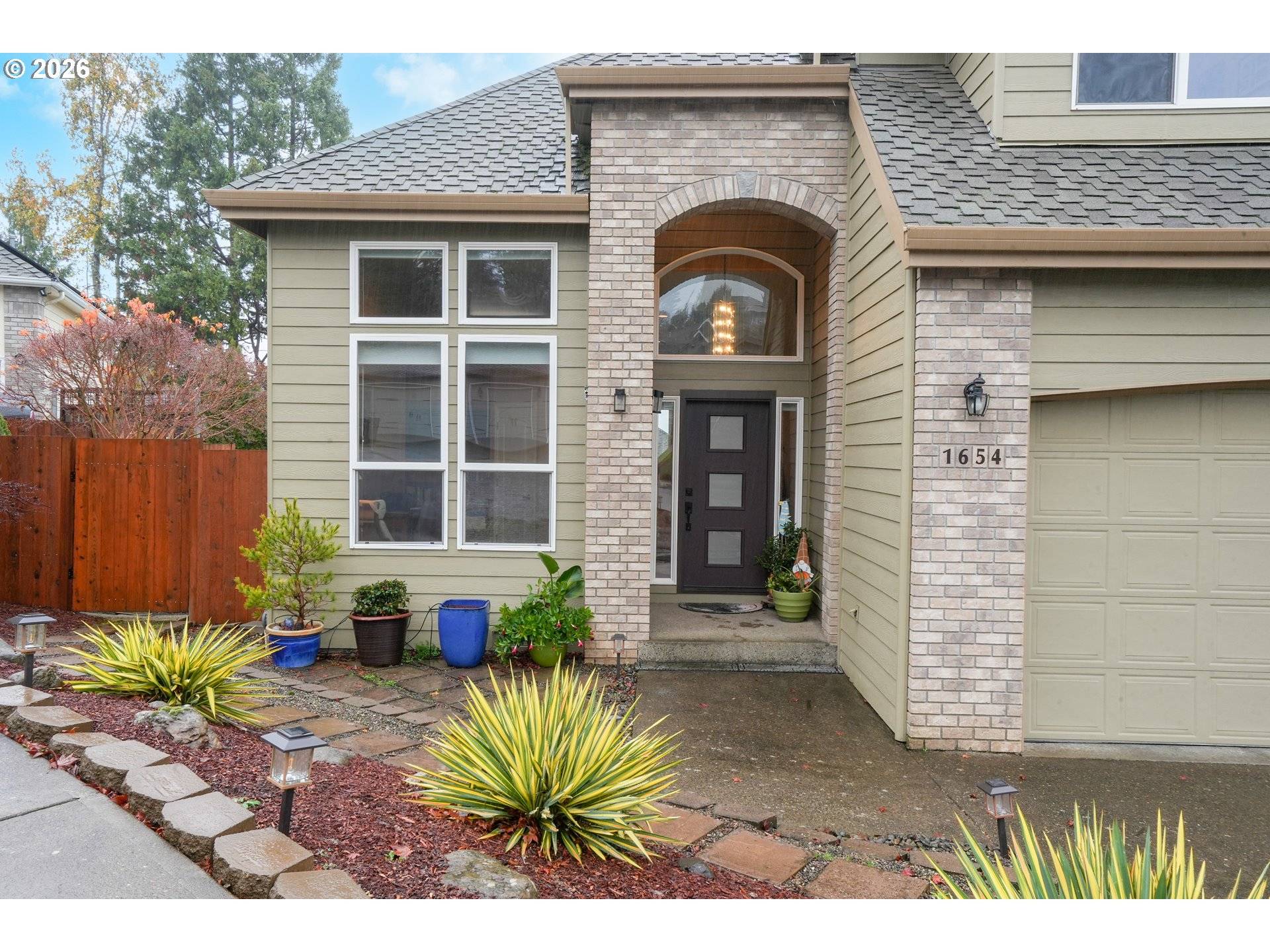 Salem, OR 97304,1654 PELICAN CT