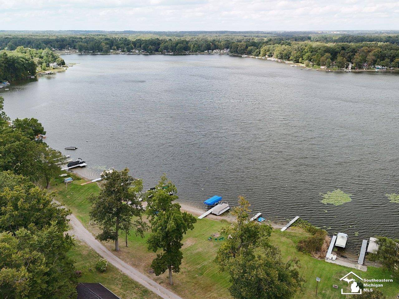 Montgomery, MI 49255,9911 Lake DR