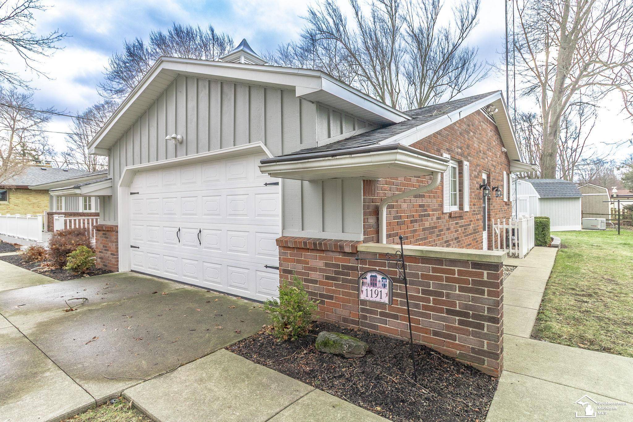 Temperance, MI 48182,1191 Mapleway DR