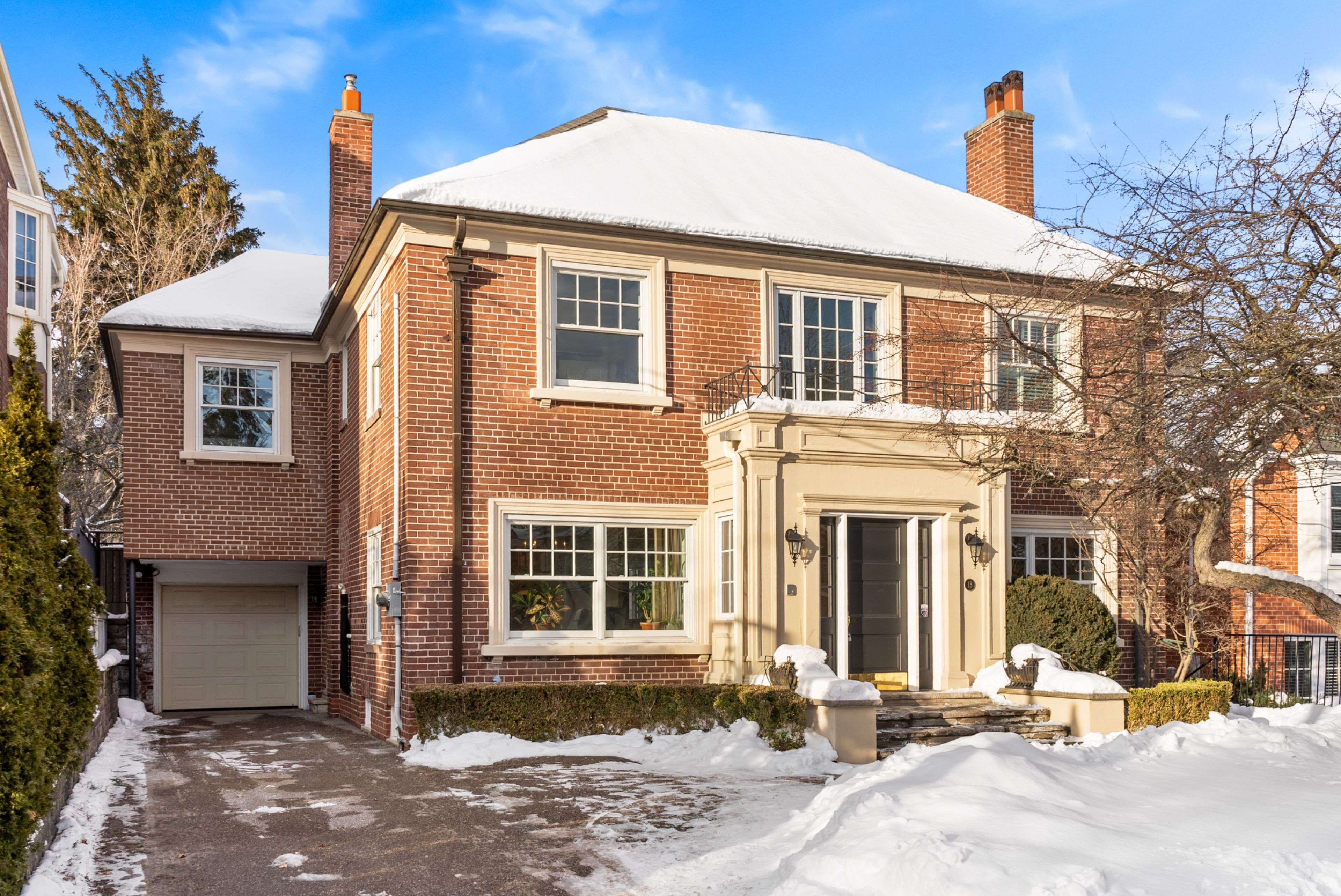 18 Glengowan RD, Toronto C04, ON M4N 1E8