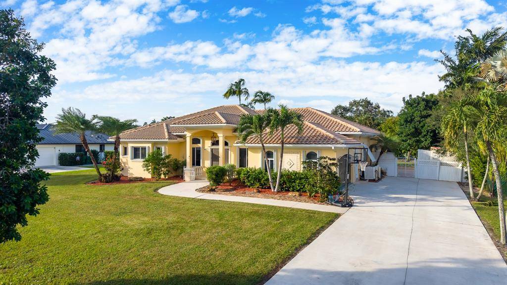 Davie, FL 33314,5973 SW 54th Ct