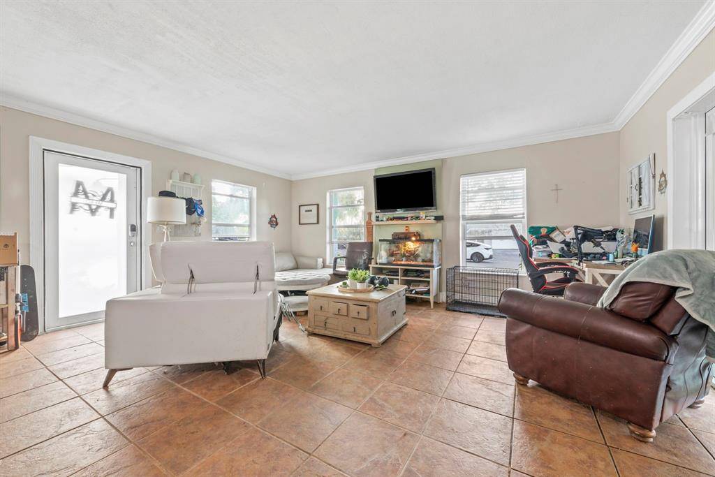 Hollywood, FL 33024,3141 N 73rd Ave