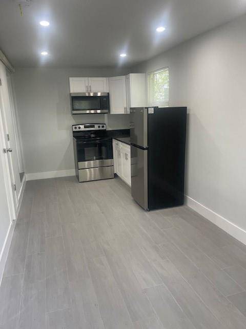 North Miami, FL 33161,12322 NE 6th Ave #3